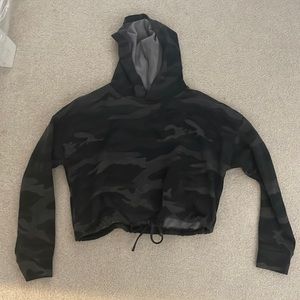 Aeropostale Black Camo Cropped Hoodie